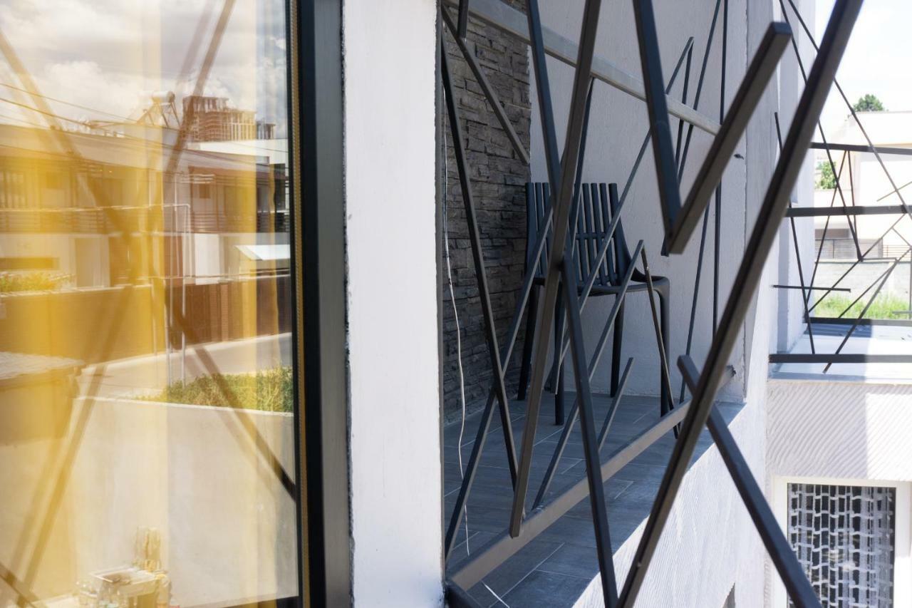 Guesthouse Kado Tbilisi Exterior foto